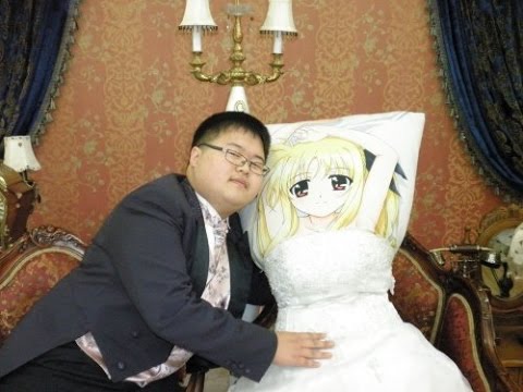 Man marries body pillow girlfriend in Korea  Boing Boing